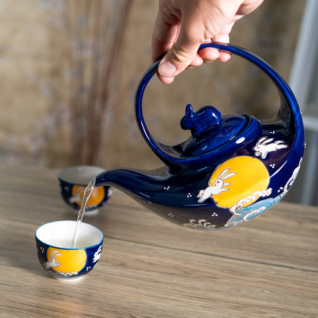 Moon Rabbit Tea Set 22oz Tea Pot with 2 Cups